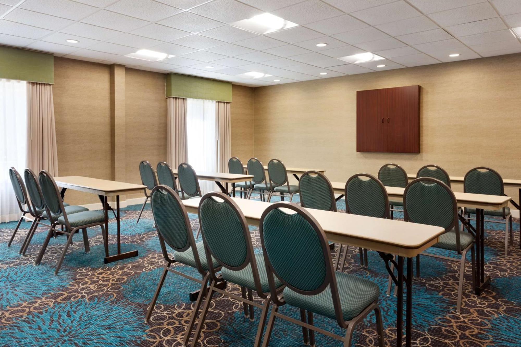 Hampton Inn & Suites Birmingham Airport Area Irondale Esterno foto